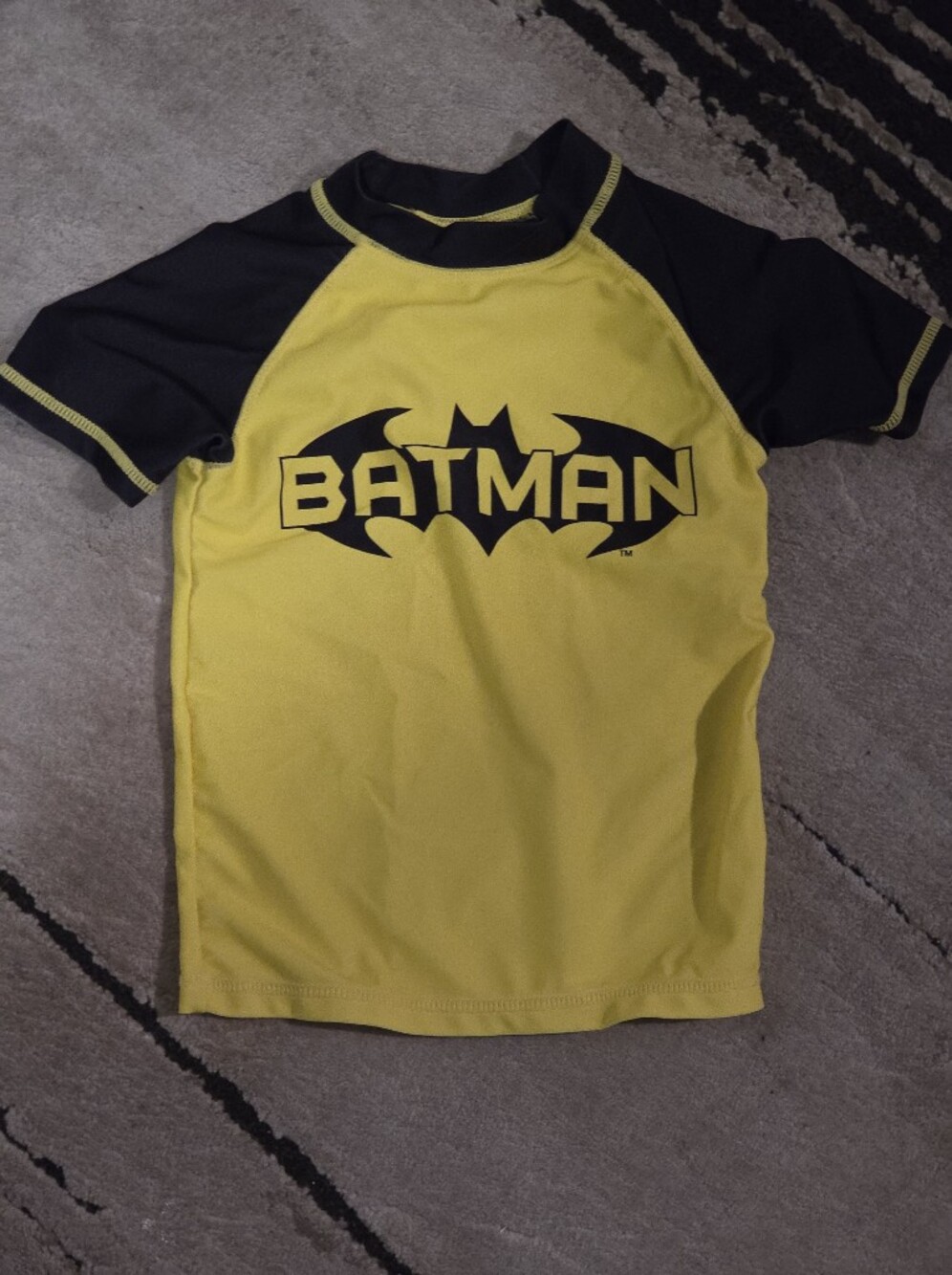 Batman Logo Yellow and Black Men’s Swim Shorts 3 Ans
